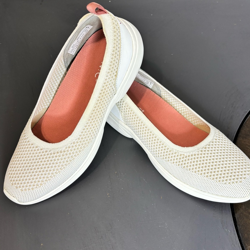 Vionic Kallie Vortex Slip-on Knit Sporty Orthotic Comfort Sneakers, Sz 8, VGUC